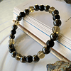 Pulsera masculina creada con Hematitas, Cuarzo Ahumado y Ónix negro mate 2