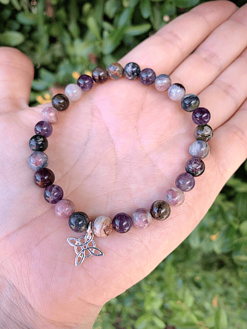 Pulsera femenina con Turmalinas sandía, Amatistas y Nudo de bruja en plata ley 925