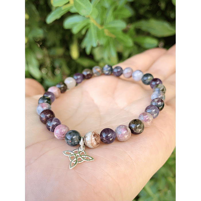 Pulsera femenina con Turmalinas sandía, Amatistas y Nudo de bruja en plata ley 925 2