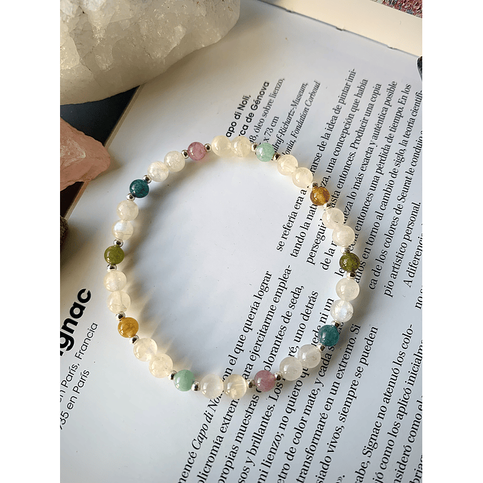 Pulsera femenina de Piedra Luna y Jades en tonos rosa, celeste, azul, amarillo y verde 1