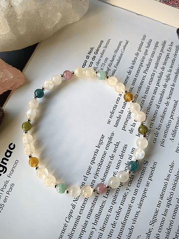 Pulsera femenina de Piedra Luna y Jades en tonos rosa, celeste, azul, amarillo y verde