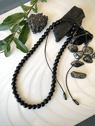 Collar choker femenino de hilo ajustable, creado con Ónix negro mate y Ónix brillante