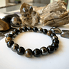 Pulsera masculina de carácter robusto, creada con Ónix negro, Ojo de tigre y Hematitas. 2