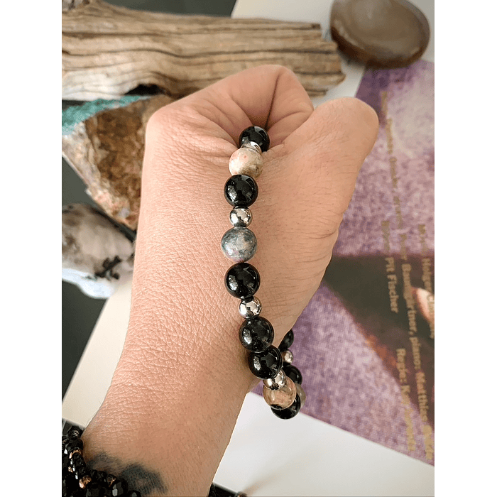 Pulsera unisex de Turmalinas sandía y negras, con separadores de acero. 2