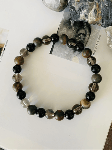 Pulsera masculina creada con Jaspe Picasso, Cuarzo ahumado y Ónix negro brillante.