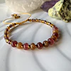 Pulsera femenina ajustable creada con cristales chatos de jade en tonos rosas y amarillos 2