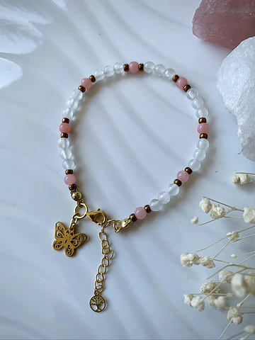 Pulsera femenina creada con Selenitas y Ágatas en tono rosa pastel