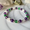Pulsera femenina creada con cristales de Amatistas, Cuarzo cristal y Ágatas verdes cúbicas, 2