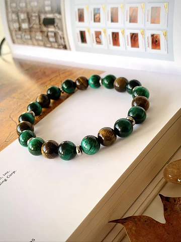 Pulsera unisex creada con piedras de Ojo de tigre y Ojo de gato verde