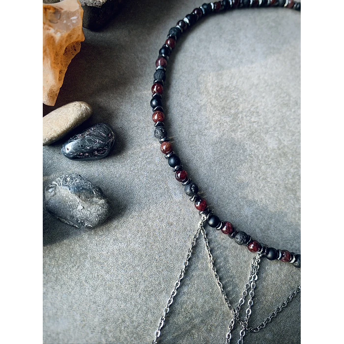 Choker creado con Piedra Volcánica, Granate y Ónix negro mate 4