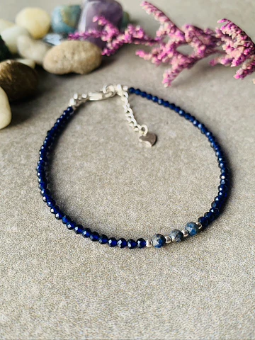 Pulsera con cristales mini facetados de Tanzanita y Lapislázuli