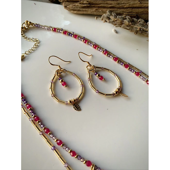 Conjunto de collar doble y aros elaborado con cristales facetados de Rubí rosado y circonitas moradas 5