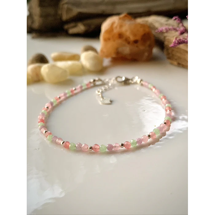 Pulsera femenina creada con Jade verde, Cuarzo Rosado, Amatista y Turmalina rosa 2