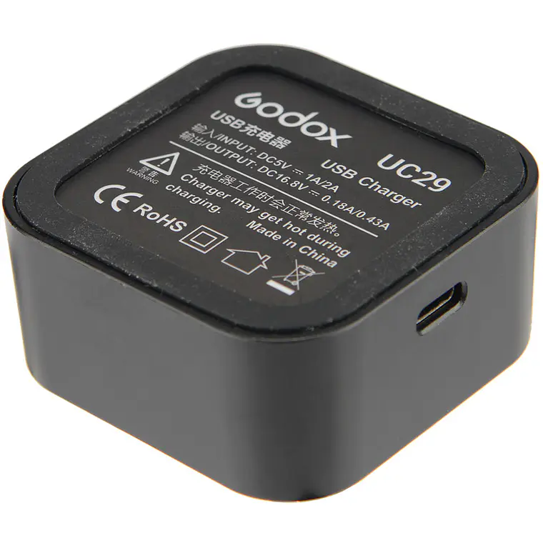 Cargador USB Godox UC29 - para AD200 4