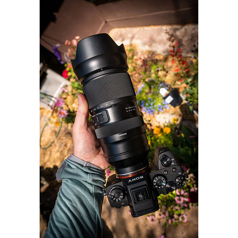 Lente Tamron 50-400 mm f/4.5-6.3 Di III VC VXD para Sony