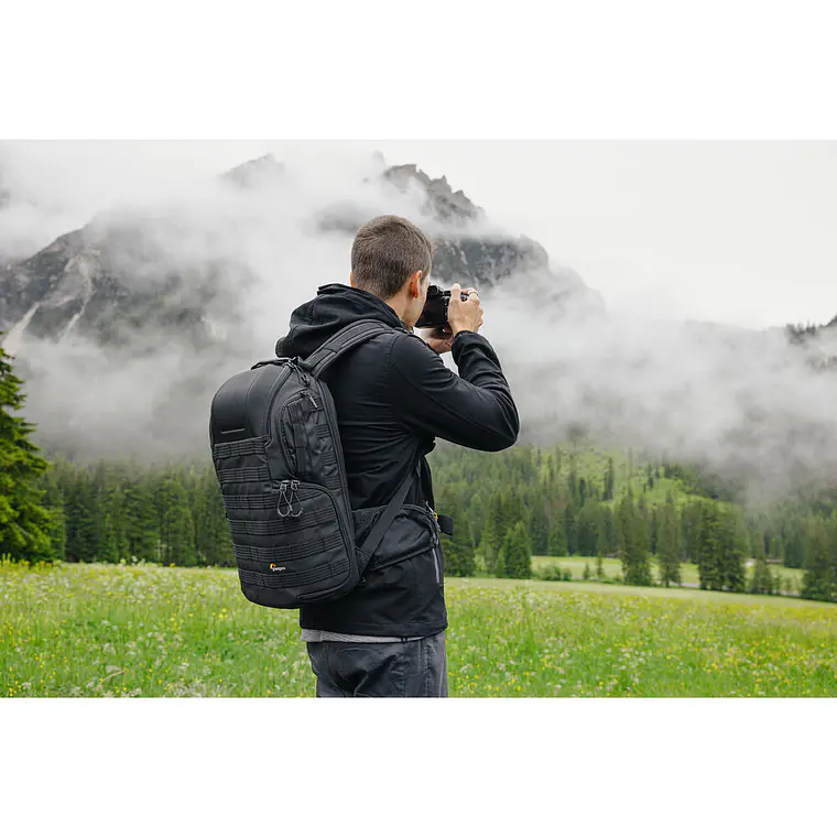 Mochila para cámara y portátil Lowepro ProTactic BP 450 AW II Negra 2