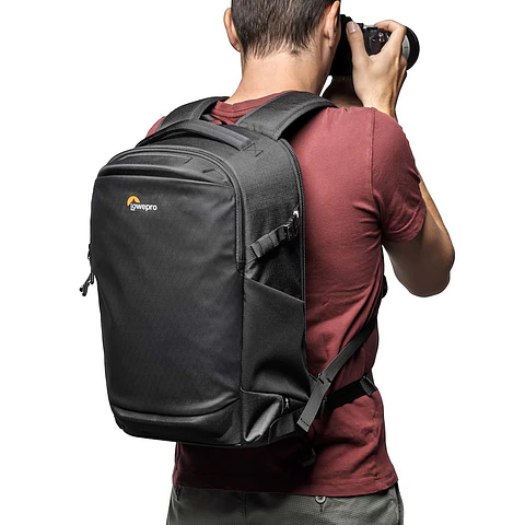 Mochila para cámara Lowepro Flipside BP 300 AW III (Negro)