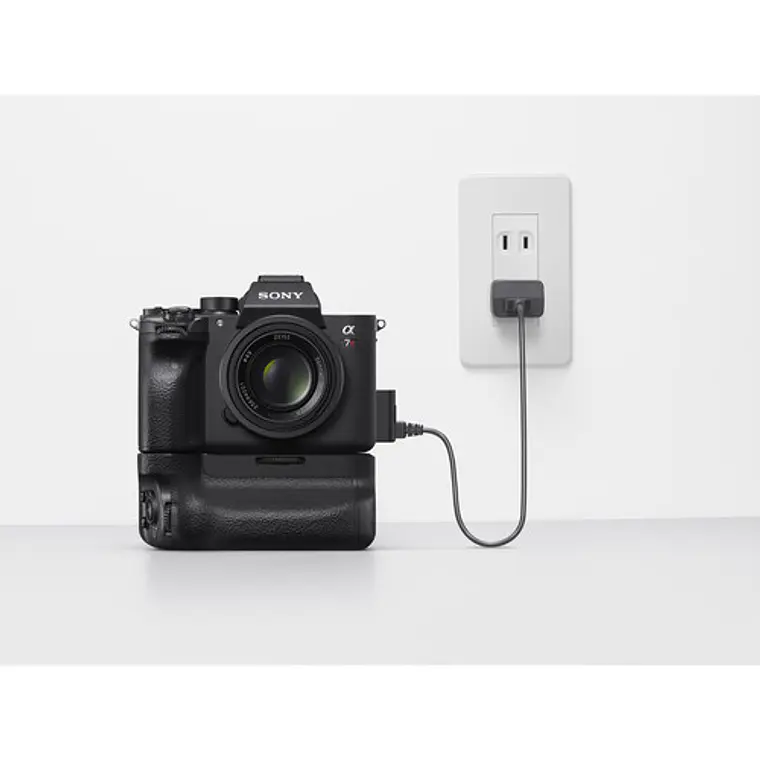 Empuñadura Vertical Sony VG-C4EM para Cámaras Alpha 4