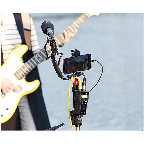 Interfaz de audio Saramonic SmartRig+ Di de 2 canales con entradas XLR, 1/4" y 1/8" para dispositivo