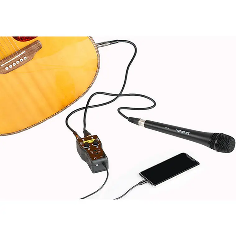 Interfaz de audio Saramonic SmartRig+ Di de 2 canales con entradas XLR, 1/4
