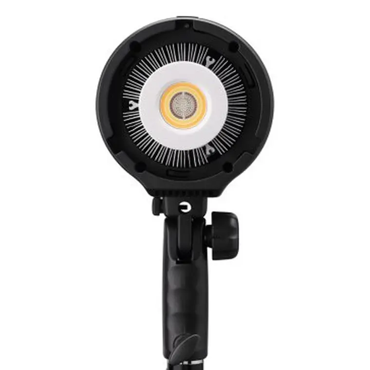 Cañón Led Visico Led-80A II Montura Bowens Bicolor 4
