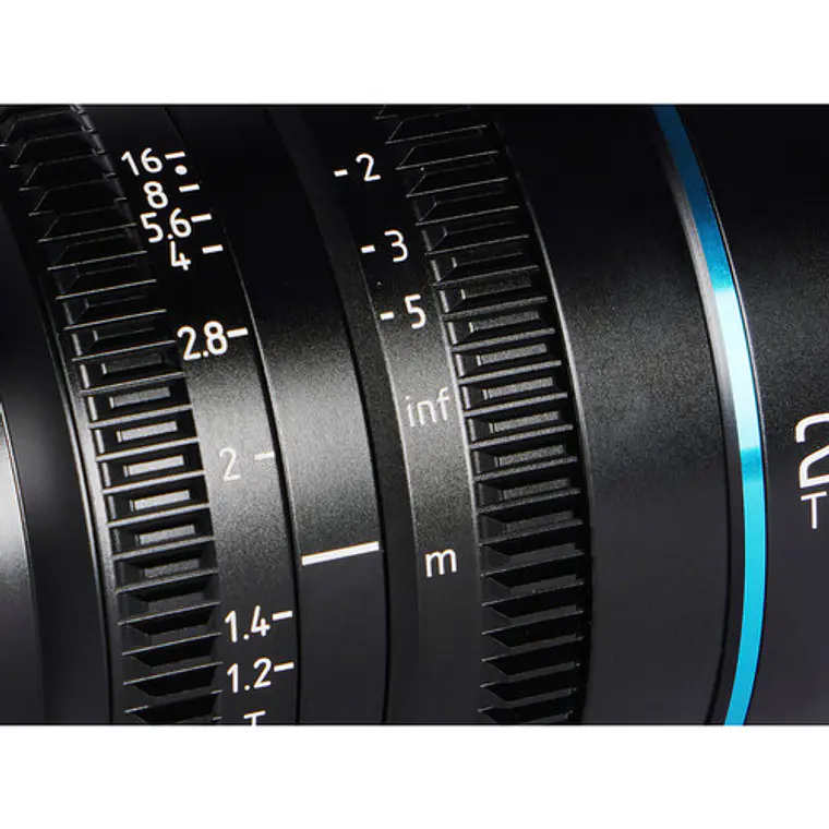 Lente Cine Sirui Night Walker 24 mm Negro con Montura Sony E 6
