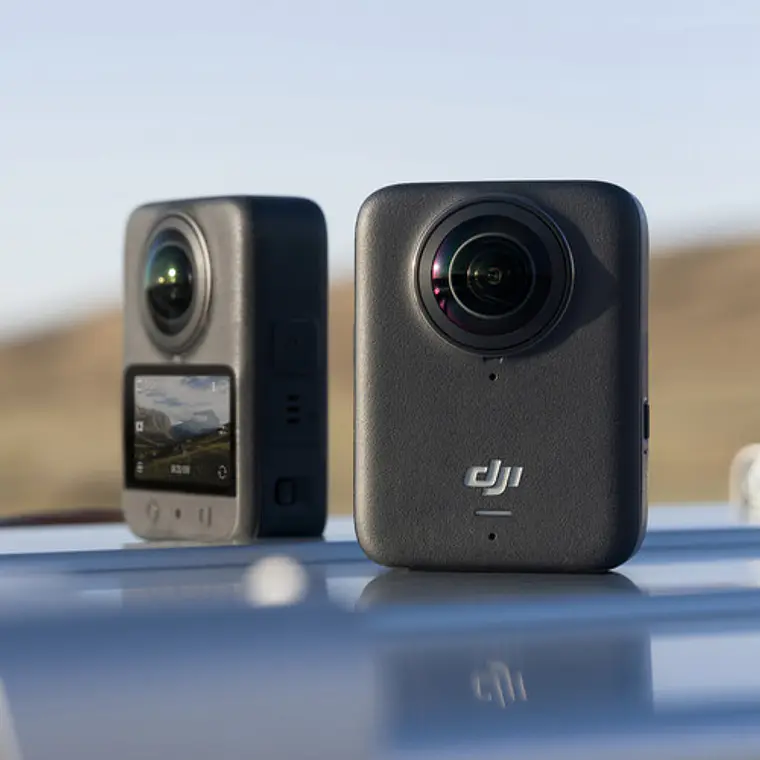 Cámara DJI Osmo 360 Standard Combo 2