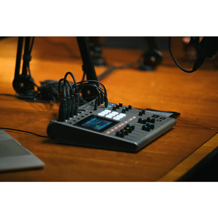 Grabador Multipista Zoom PodTrak P8 8