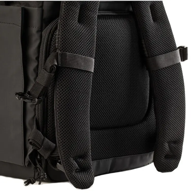 Mochila Tenba Fulton V2 de 10 L - Negro/Camuflaje negro 12