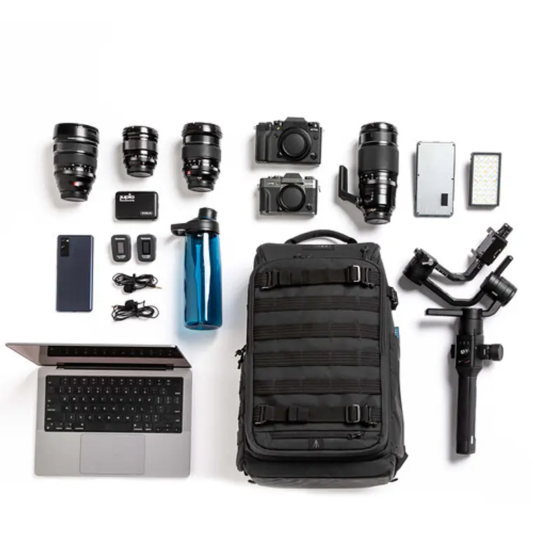 Mochila Tenba Axis V2 de 20 L - Negro  17