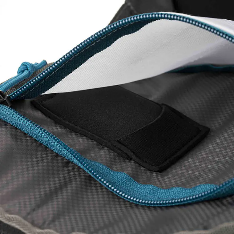 Mochila Tenba Axis V2 de 32 L - Negro  8