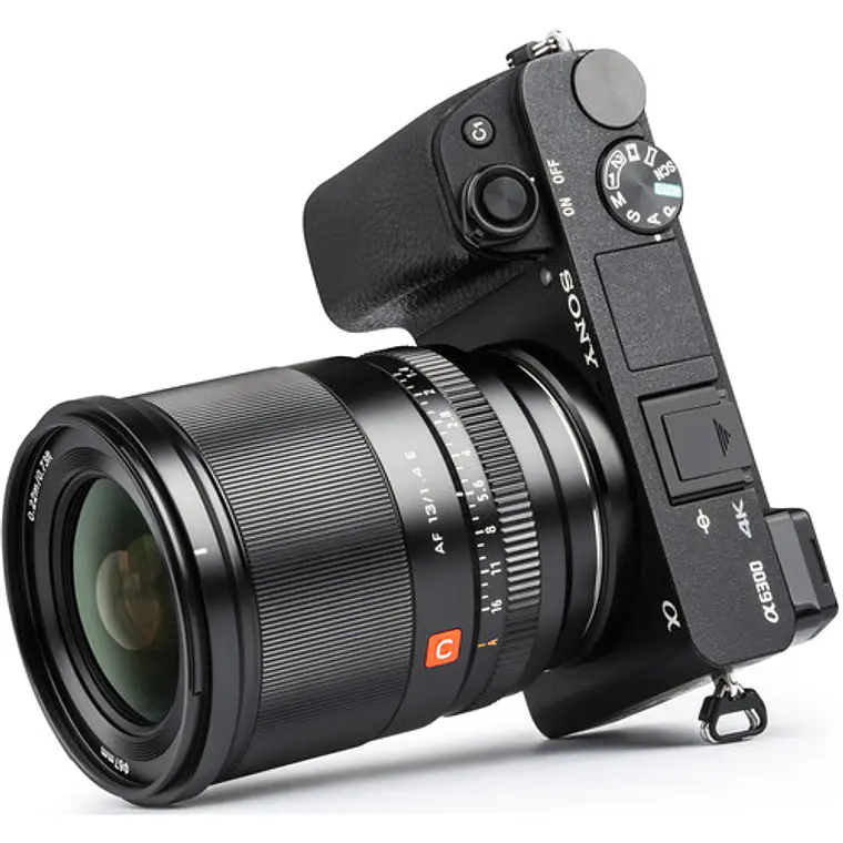 Lente Viltrox AF 13mm f/1.4 E con Montura Sony E 12