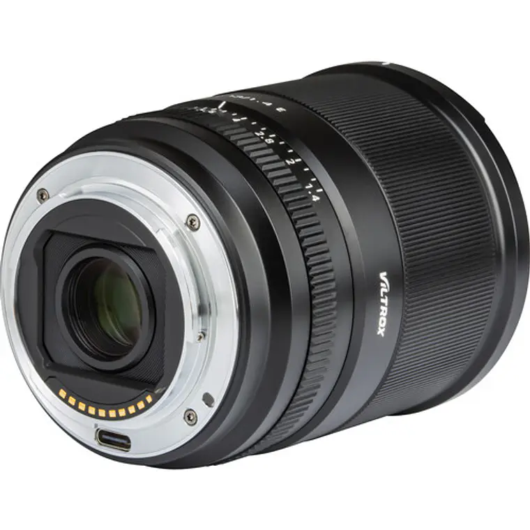 Lente Viltrox AF 13mm f/1.4 E con Montura Sony E 7