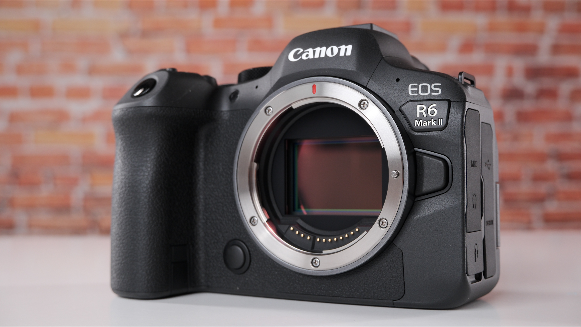 Cámara Canon Mirrorless EOS R6 MKII Body 2