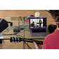 Zoom AMS-44 4x2 USB Interfaz de Audio Para Streaming y Músicos - Miniatura 2