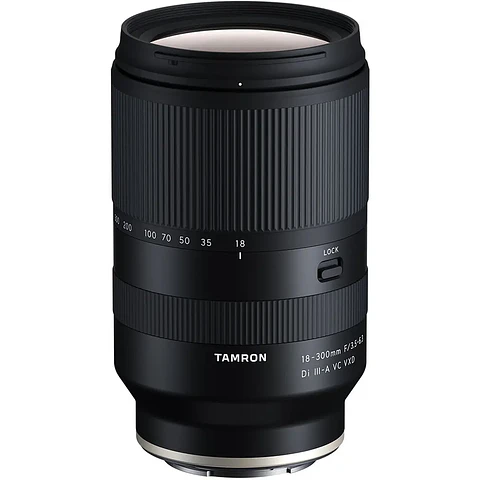 Lente Tamron 18-300mm F/3.5-6.3 DiIII-A VC VXD para Sony