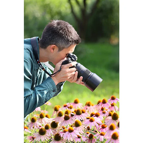 Lente Tamron 90mm F/2.8 Di III Macro VXD para Sony