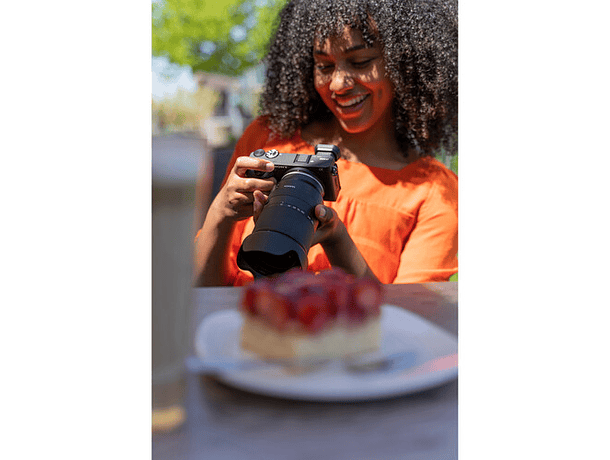 Lente Tamron 18-300mm F/3.5-6.3 DiIII-A VC VXD para Nikon