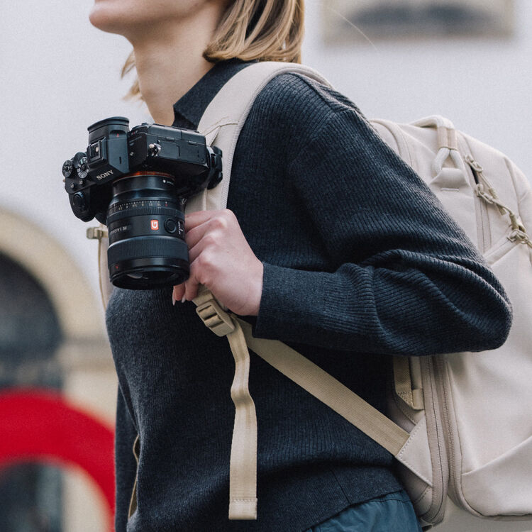 Mochila PGYTECH OneGo Lite de 16 L - Negro mate 6