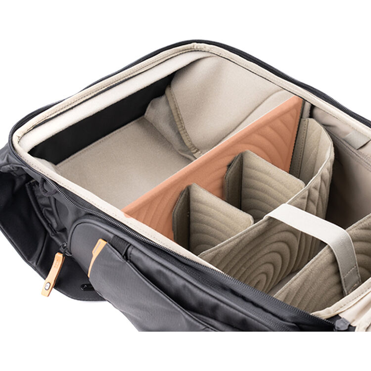 Mochila PGYTECH OneGo 2 de 25 L - Negro Matte 4