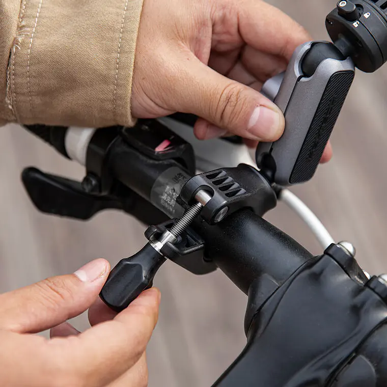 Montura de Manillar PGYTECH CapLock Action 7