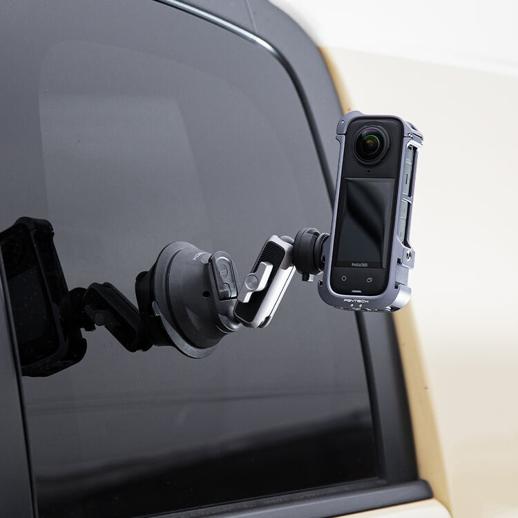 Jaula PGYTECH para Insta360 X4 2