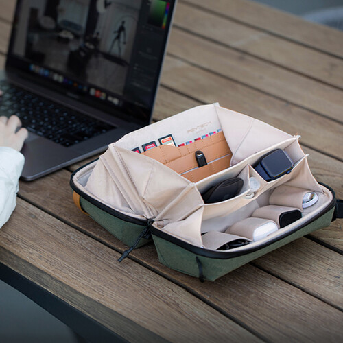 Estuche PGYTECH Tech Organizer - Verde Musgo 4
