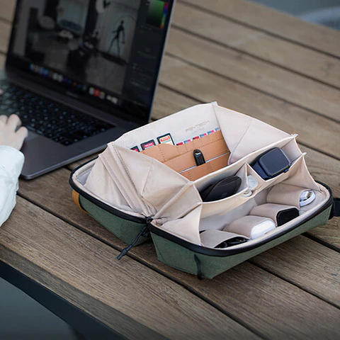 Estuche PGYTECH Mini Tech Organizer - Verde Musgo