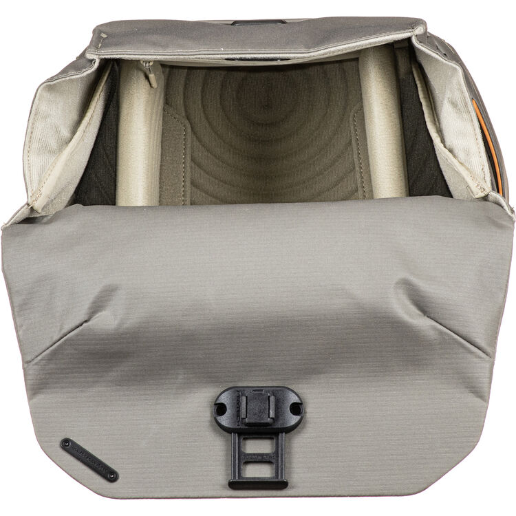 Mochila PGYTECH OneGo 2 de 20L - Verde Pino 10