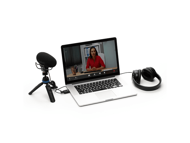 Dongle USB-A Ultra Compacto Saramonic para Conexión de Audífonos y Micrófono a Computadores y Dispositivos USB