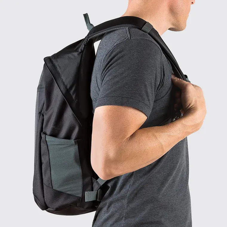 Mochila Fotográfica Lowepro Photo Hatchback BP 250 AW II 10