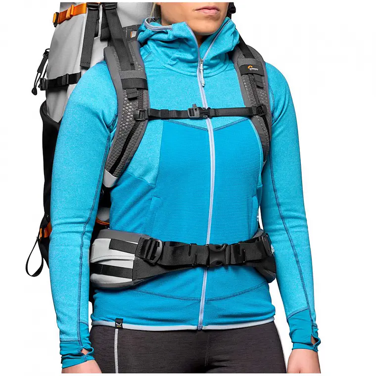 Mochila Fotográfica Lowepro PhotoSport Pro 70L AW III Talla S–M 20