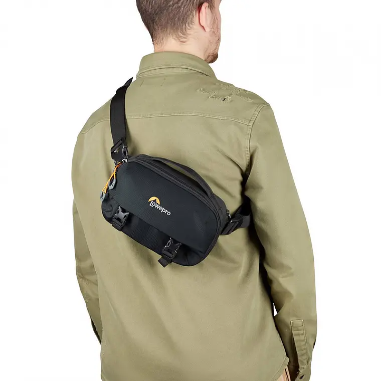 Riñonera Fotográfica Lowepro Trekker LT HP 100 Negra 2