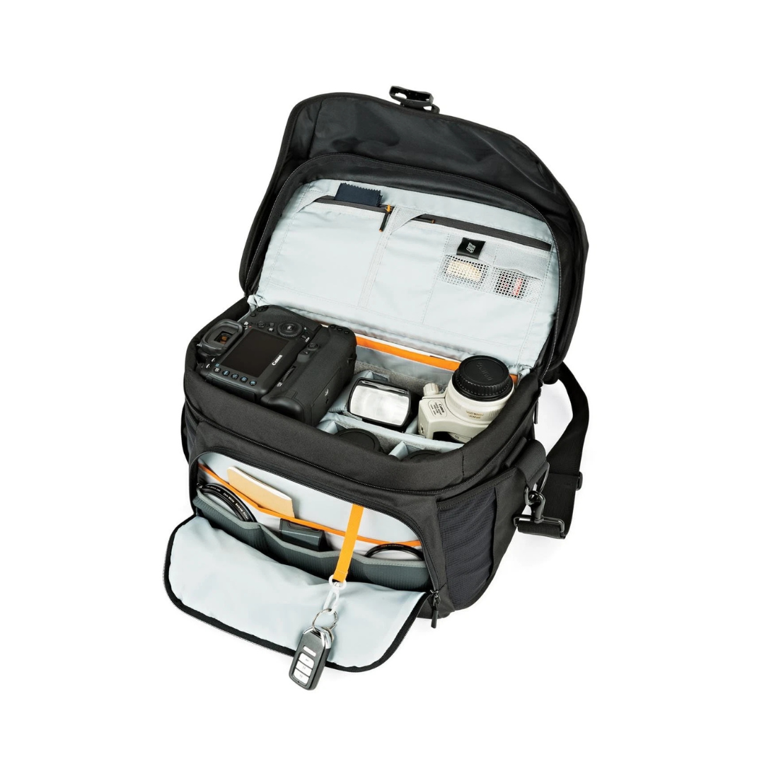 Bolso Fotográfico Lowepro Nova 200 AW II 4